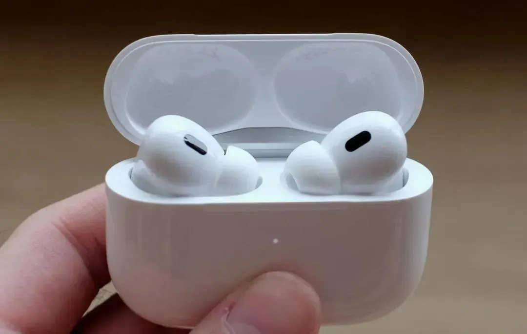 Air pods Pro 2 View Gallery - Pakistan