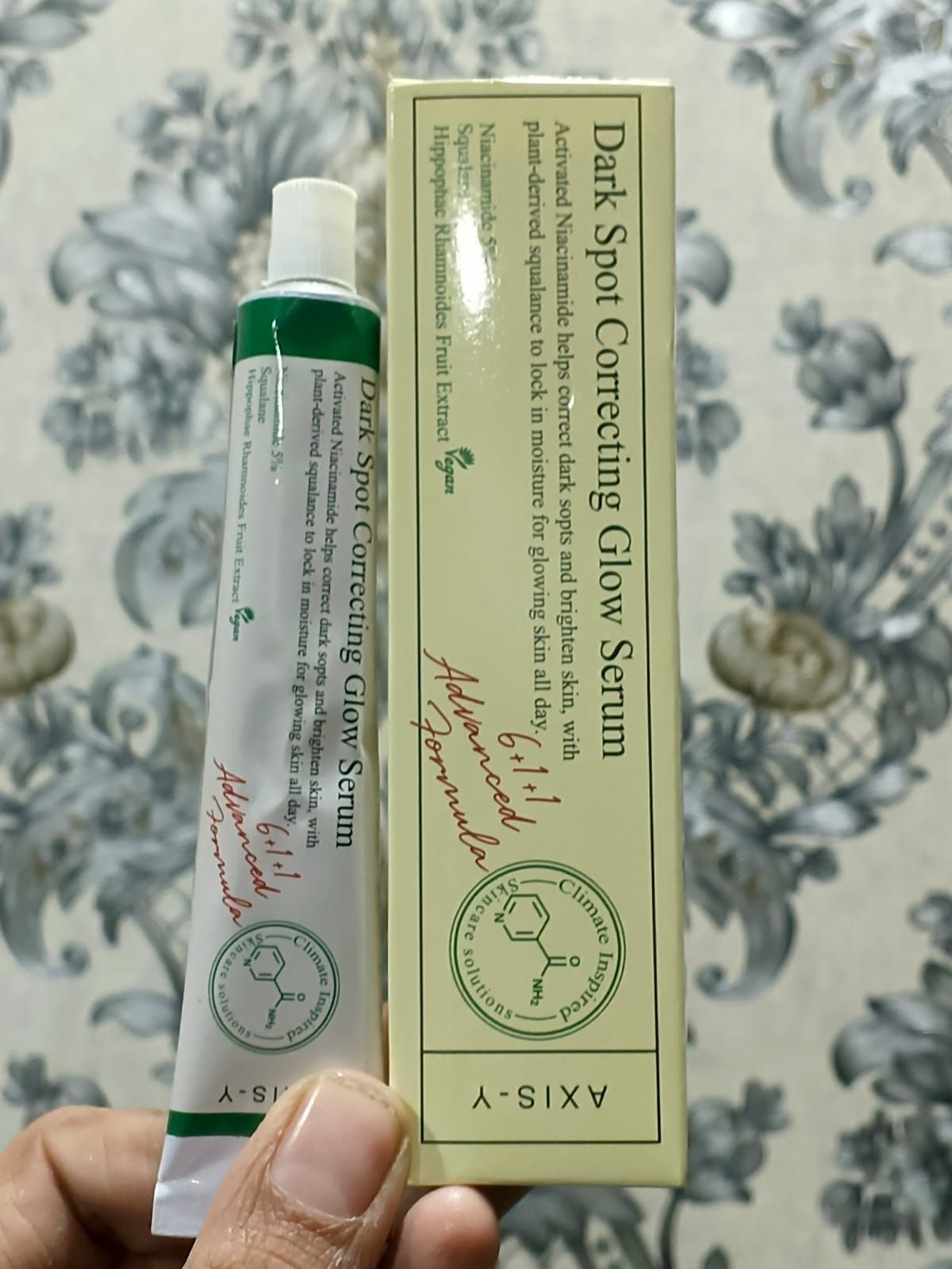Axis Y Dark Spot Correcting Glow Serum With 5% Niacinamide Brightening Treatment Providing Gentle Care - 10g View Gallery - Pakistan