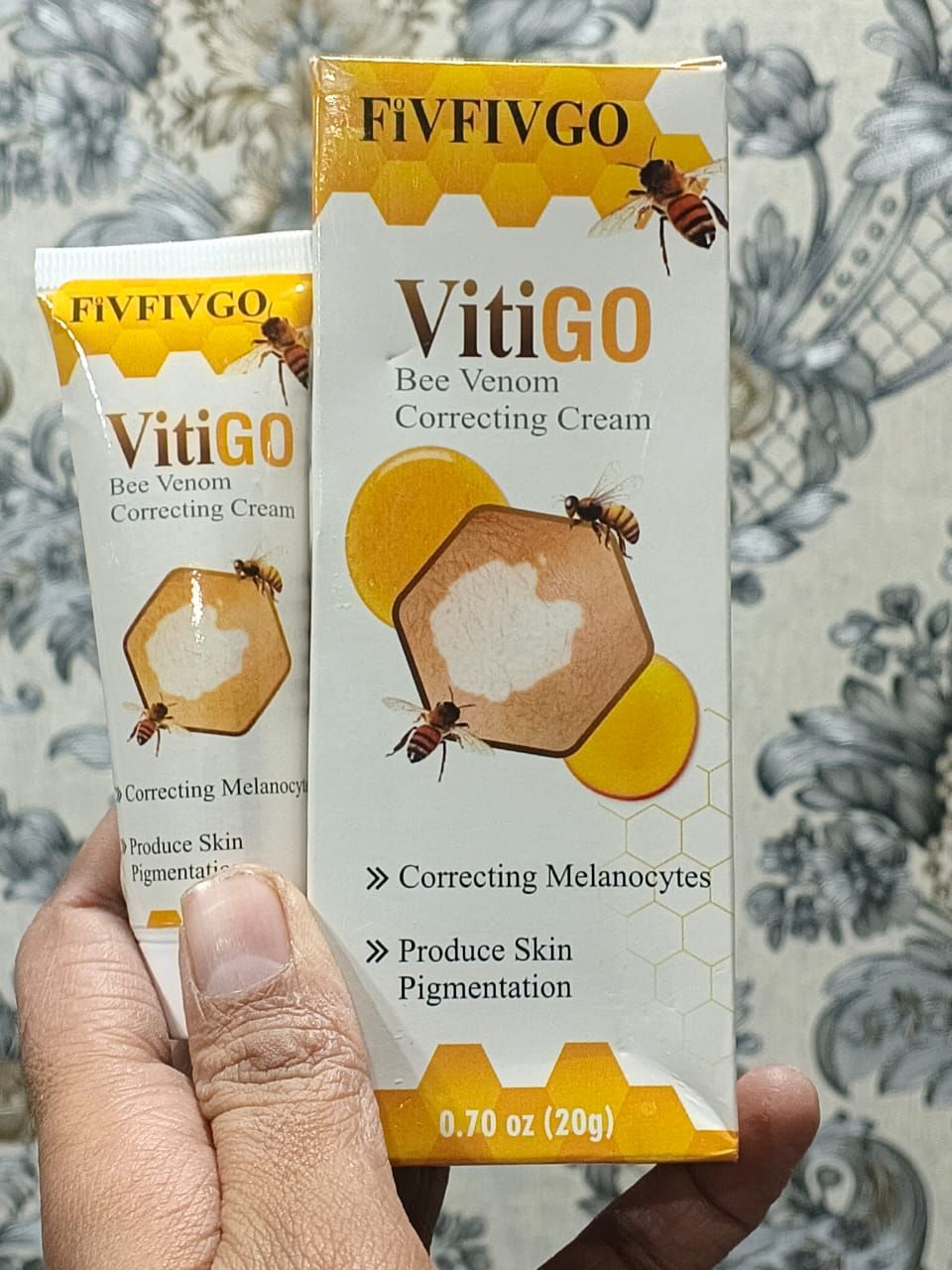 VitiGo HoneyCell Restore Bee Venom Advanced Pigment Repair Cream For Radiant Even And Healthy Looking Skin - 20g View Gallery - Pakistan