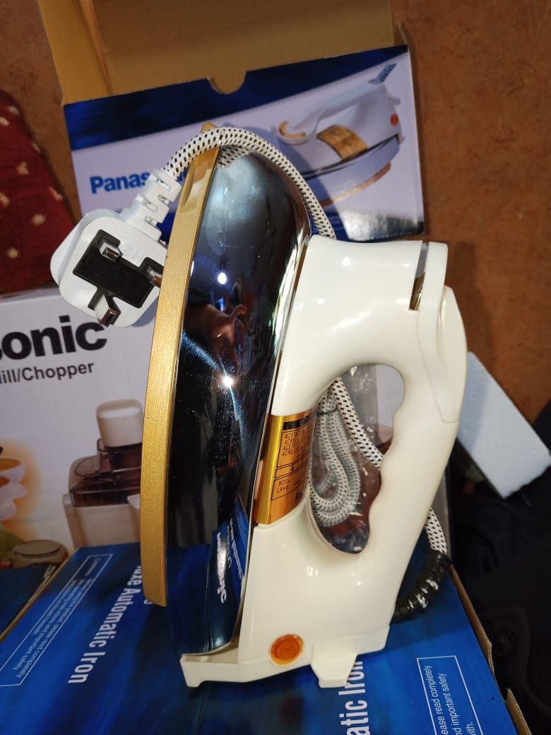 Heavy-Duty Electric Dry Iron | China-Made | Durable, High-Performance Ironing for Home & Commercial Use - 1000 Watt View Gallery - Pakistan