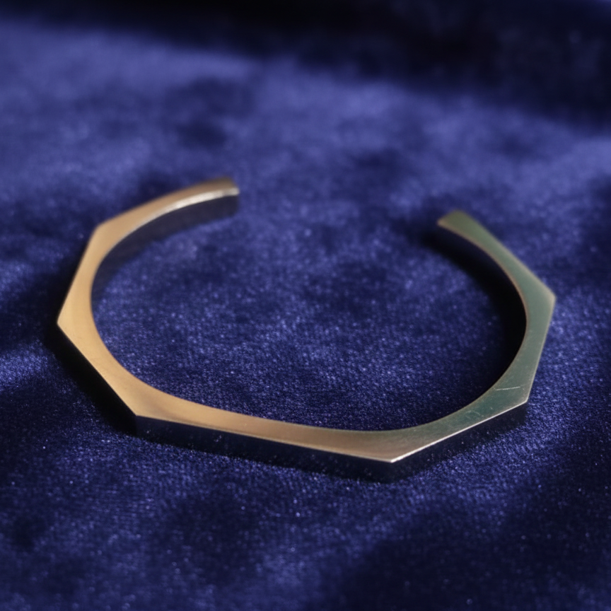 The Heptagon Eclipse: Handcrafted Geometric Titanium Cuff