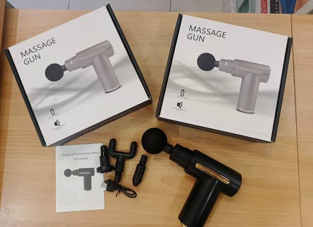 Professional Smart Percussion Massage Gun – High-Intensity Deep Tissue Muscle Massager with 4 Interchangeable Heads for Athletic Recovery & Pain Relief 4 in 1 View Gallery - Pakistan
