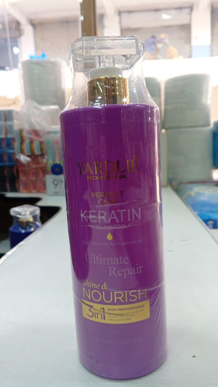 Yardlie Keratin Shampoo | Professional Perfect Care | 750 ml | Anti‑Dandruff & Frizz Control View Gallery - Pakistan