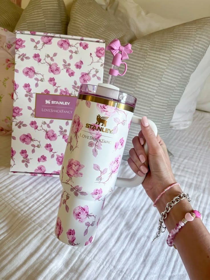 Stanley x LoveShackFancy Limited Edition 40oz Quencher H2.0 FlowState Tumbler – Floral Collaboration Collection ( RANDOM COLOUR ) View Gallery - Pakistan