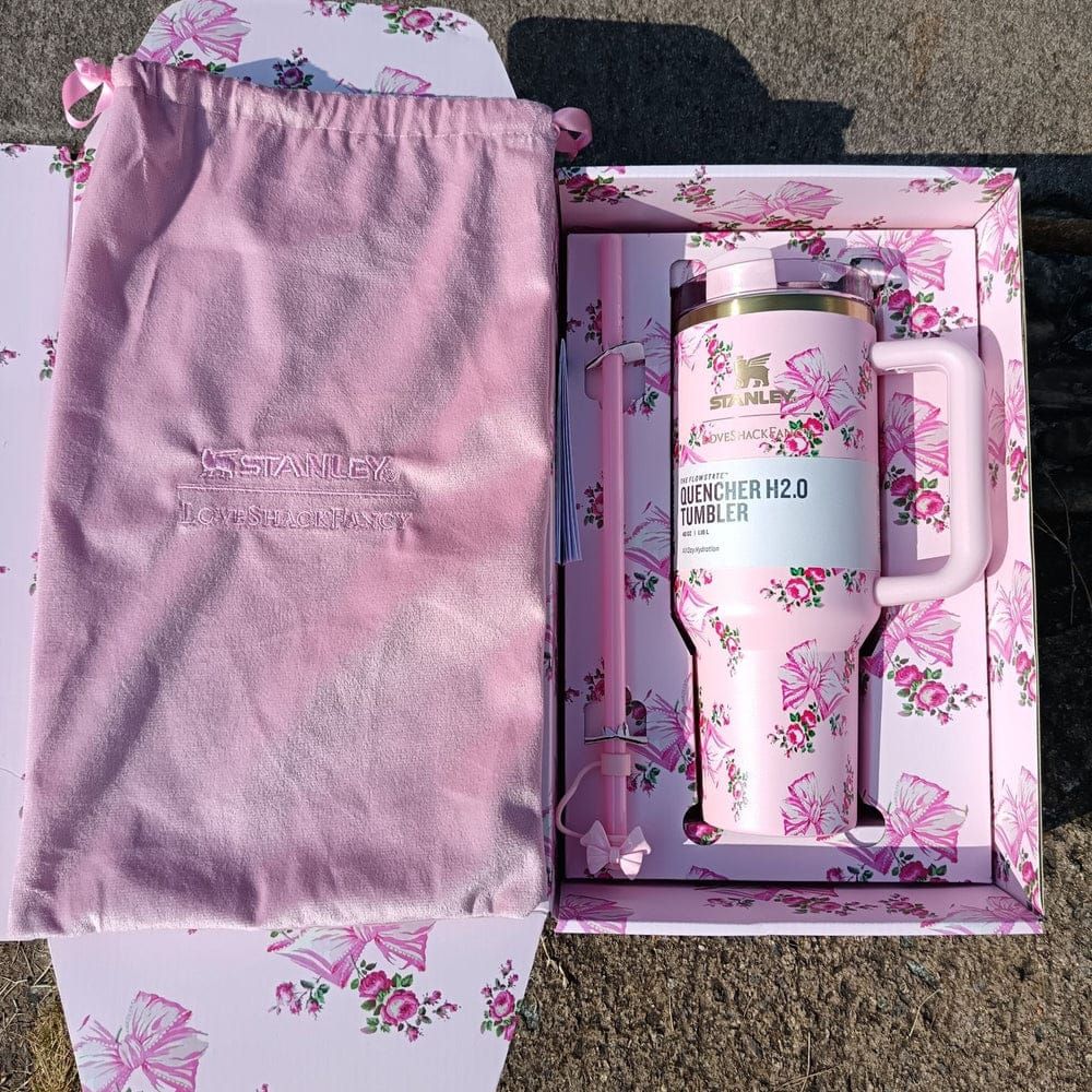 Stanley x LoveShackFancy Quencher H2.0 FlowState™ Tumbler – 40oz Limited Edition Collector’s Set ( RANDOM COLOUR ) View Gallery - Pakistan
