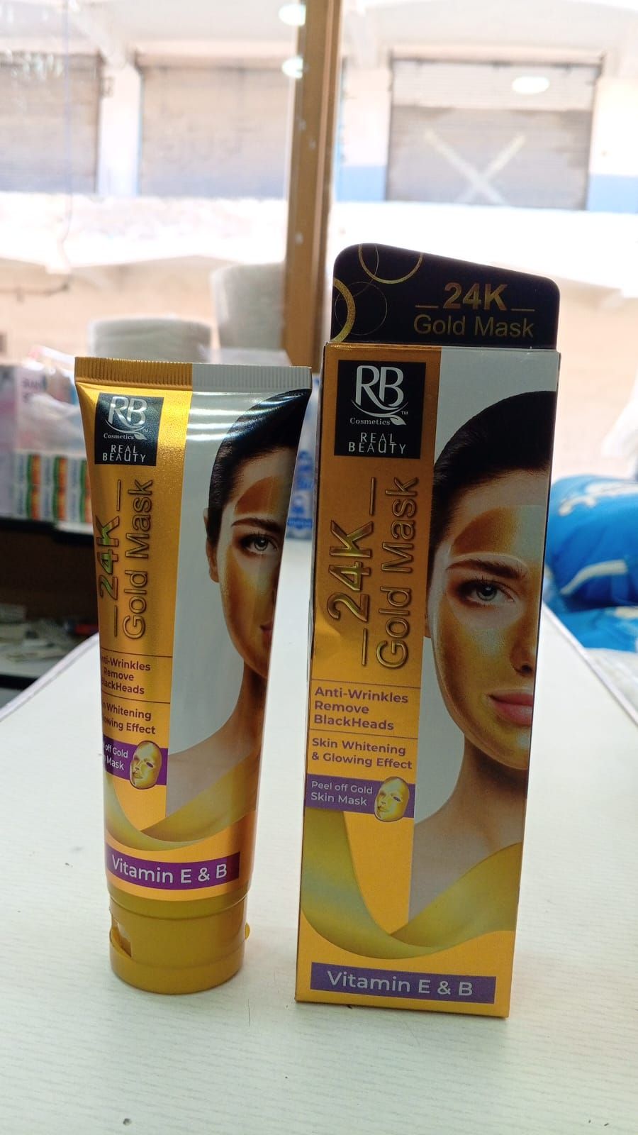 RB Cosmetics Real Beauty 24K Gold Mask | Hydrating & Brightening | Luxury Skincare Treatment | Original View Gallery - Pakistan