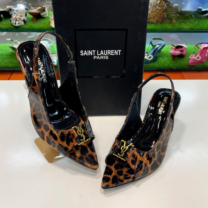 Patent Leather Saint Laurent Opyum Slingback Pumps Heels Providing Elegant Style With Sophisticated Look View Gallery - Pakistan