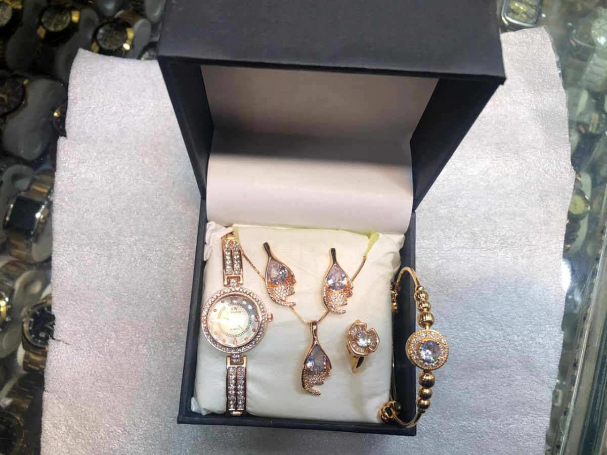 The Midnight Elegance Gold-Tone Jewelry & Timepiece Collection View Gallery - Pakistan