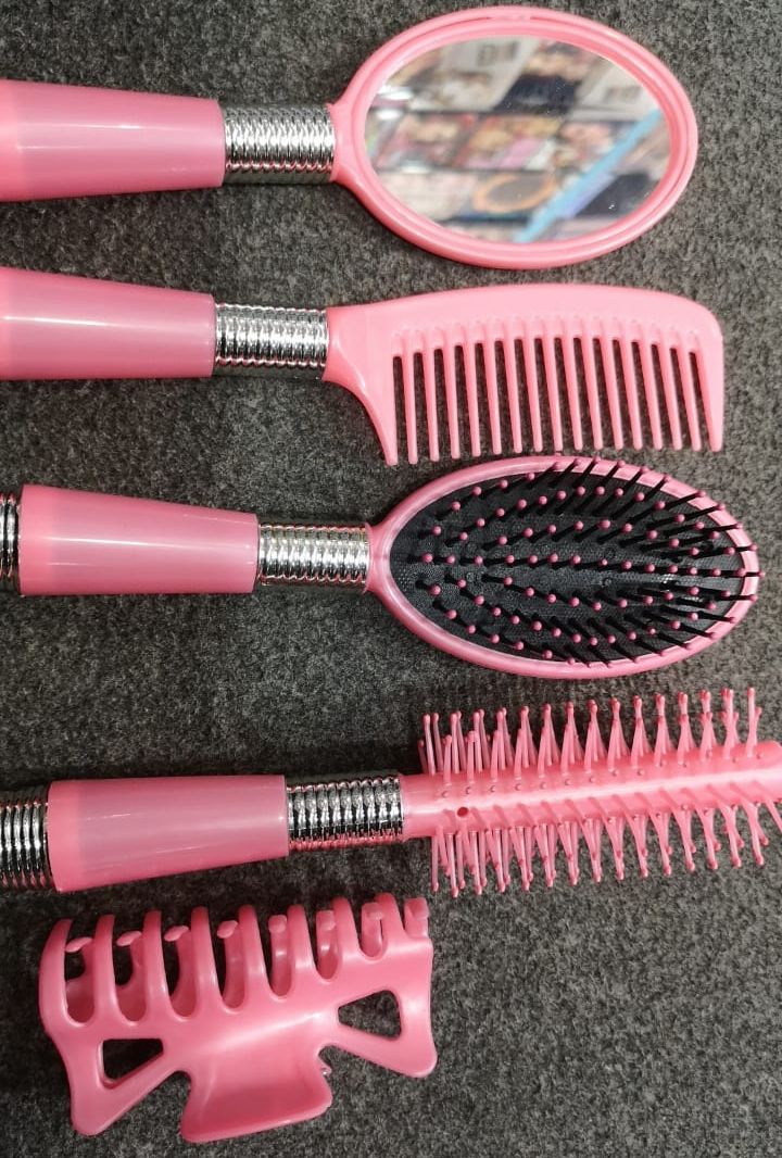 Pink 4 Piece Hair Brush Set Providing Premium Quality With Fashionable Design Comfortable Grip View Gallery - Pakistan