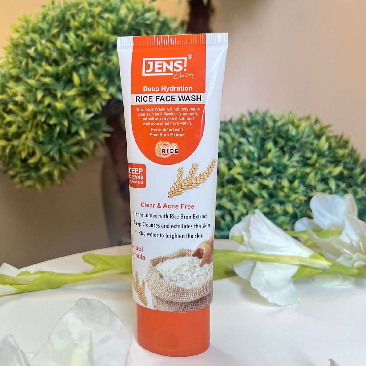 Jens Choy Organic Rice Deep Hydration Foaming Face Wash Providing Gentle Cleansing With Nourishing Moisture And Smooth Finish - 100g View Gallery - Pakistan