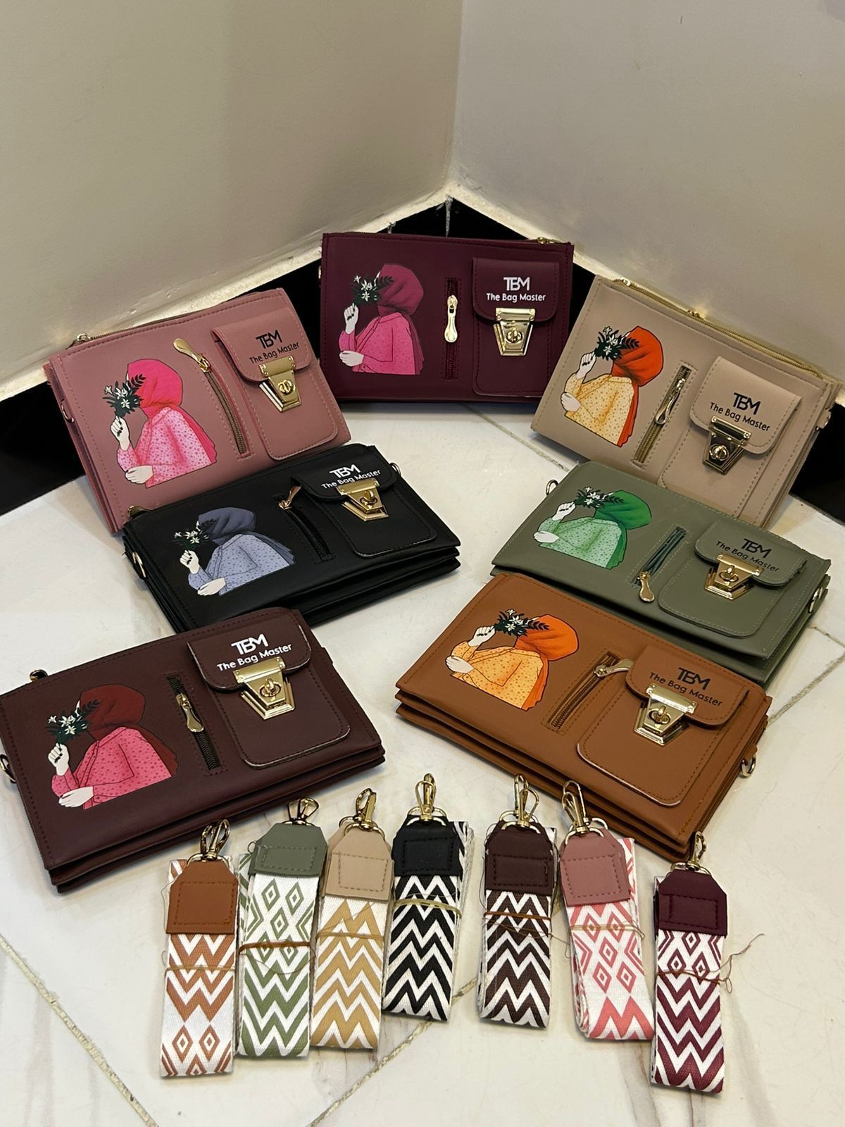 The Bag Master Signature Illustrated Multi-Compartment Crossbody Bag with Detachable Geometric Patterned Straps View Gallery - Pakistan