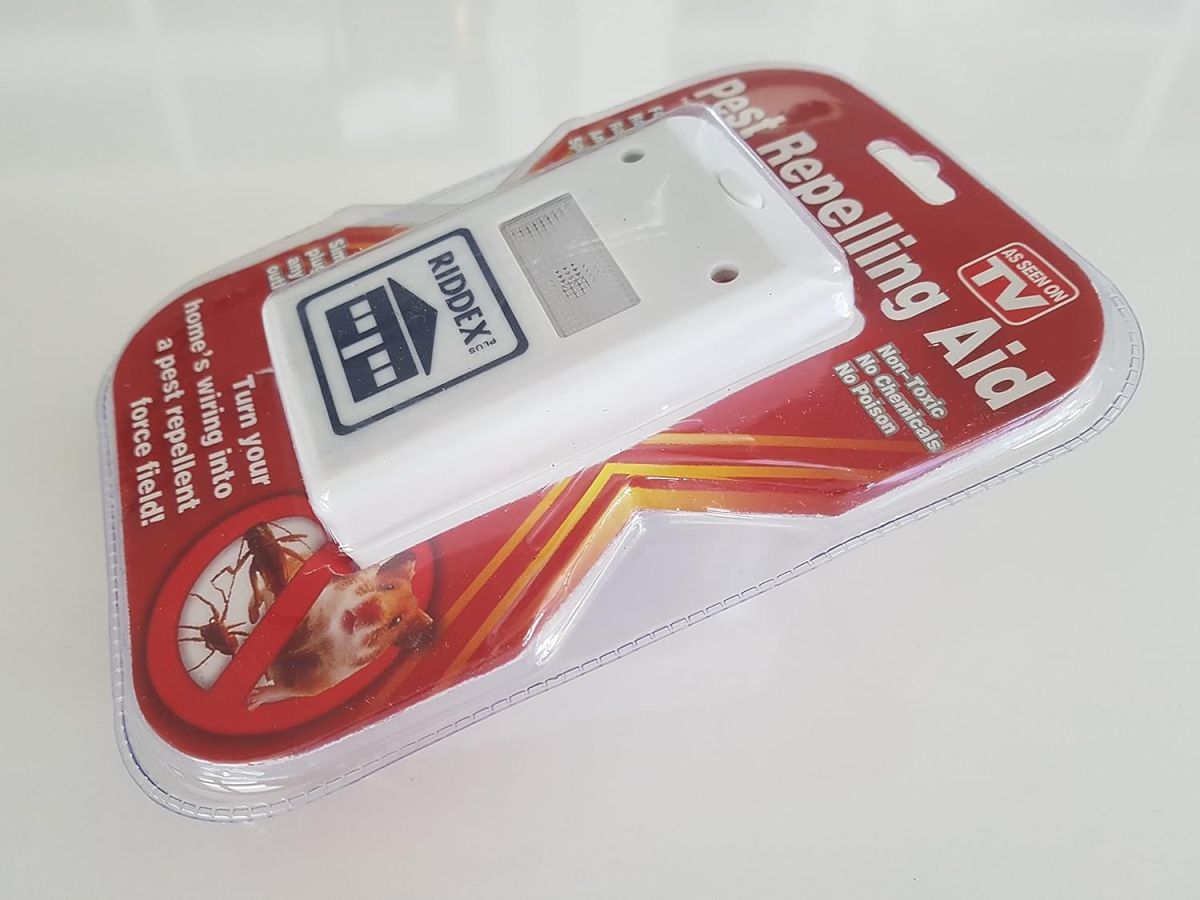 Ultrasonic Electronic Pest Repeller Plug-In – Smart Home Pest Control Device View Gallery - Pakistan