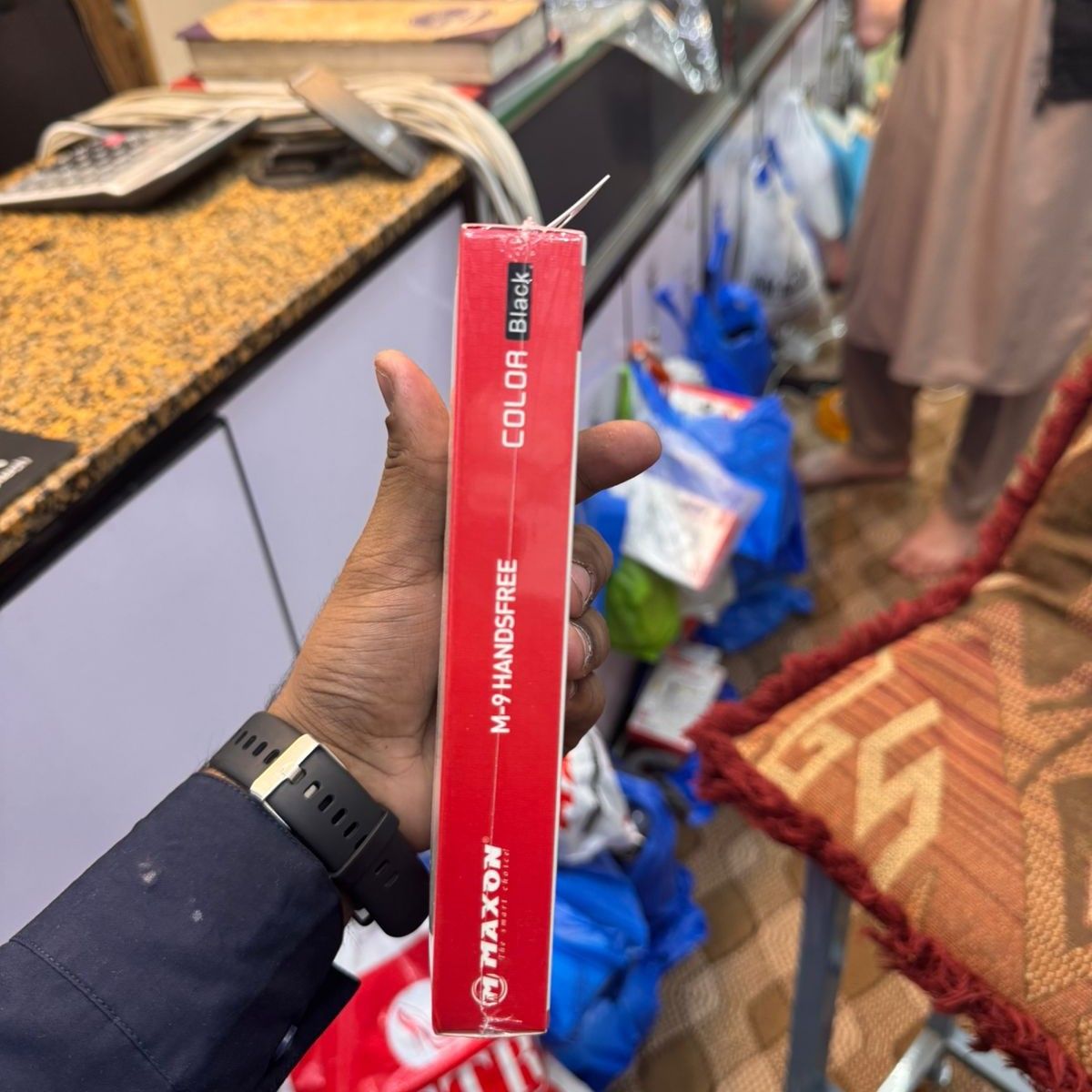 Maxon M9 Handfree – High-Performance 10mm Driver, Immersive Bass, Matte Sleek Design, 3.5mm AUX Connector View Gallery - Pakistan