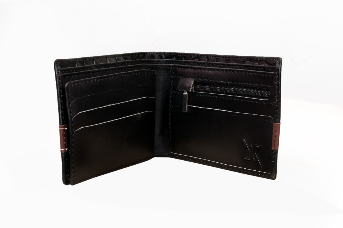 Men’s Croc-Texture Cow Leather Wallet – Black with Maroon Strip | Stylish Bifold Slim Wallet View Gallery - Pakistan