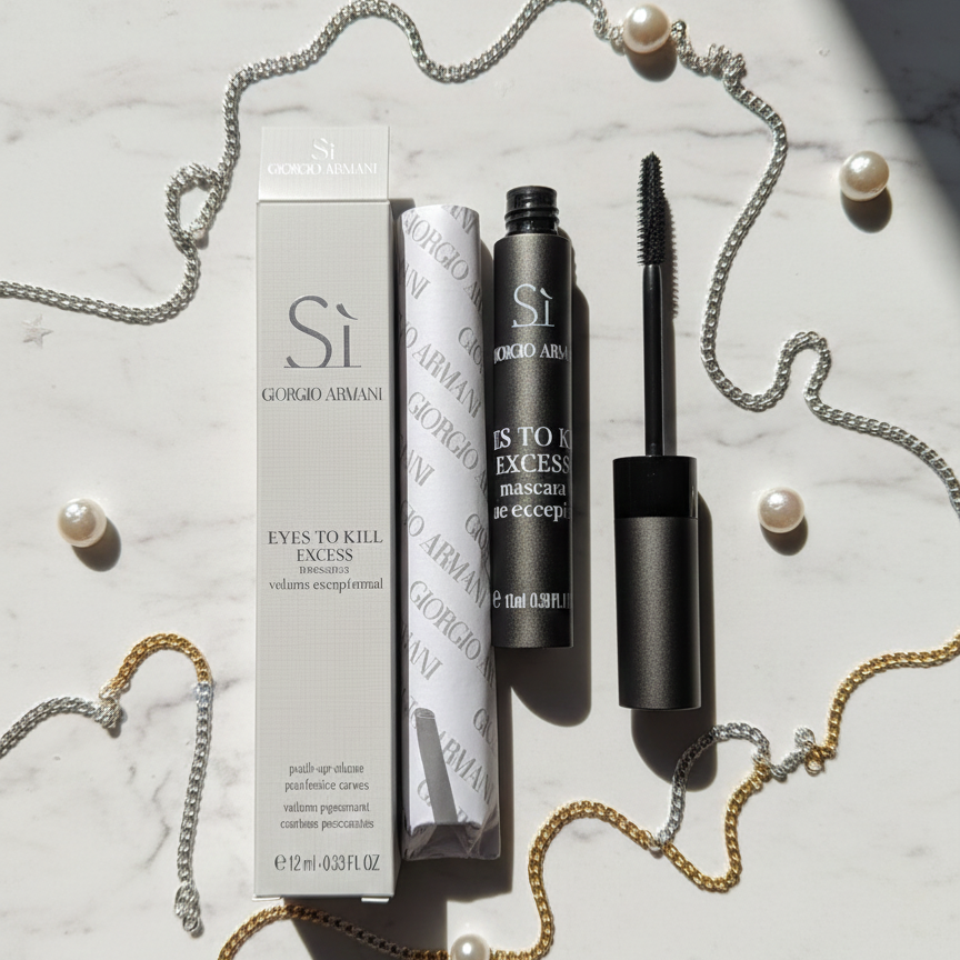 Giorgio Armani Si Eyes to Kill Excess Mascara – Dramatic Volume, Length & False-Lash Effect | Buildable, Clump-Free Formula View Gallery - Pakistan