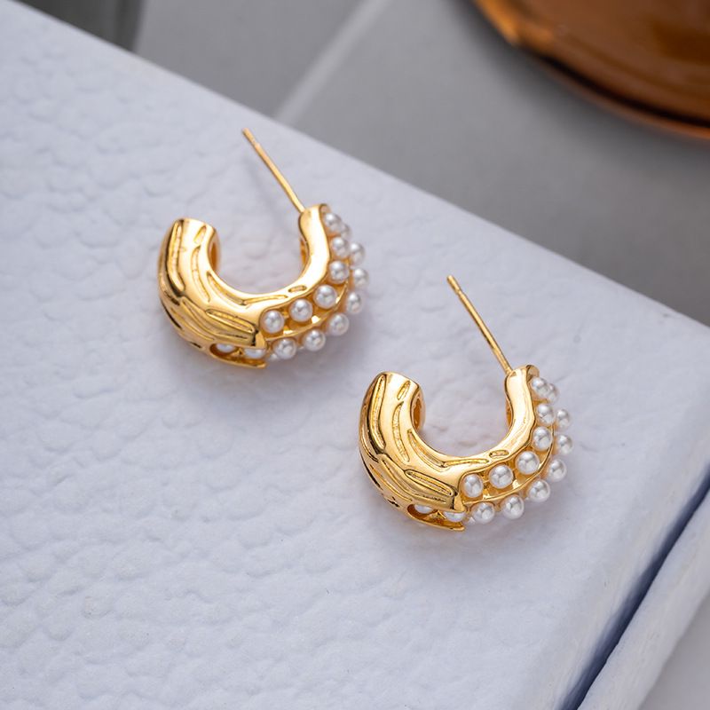 ZJX-169 Pearl Bali – Elegant Korean Style Earrings, Stylish Fashion Jewellery for Women View Gallery - Pakistan
