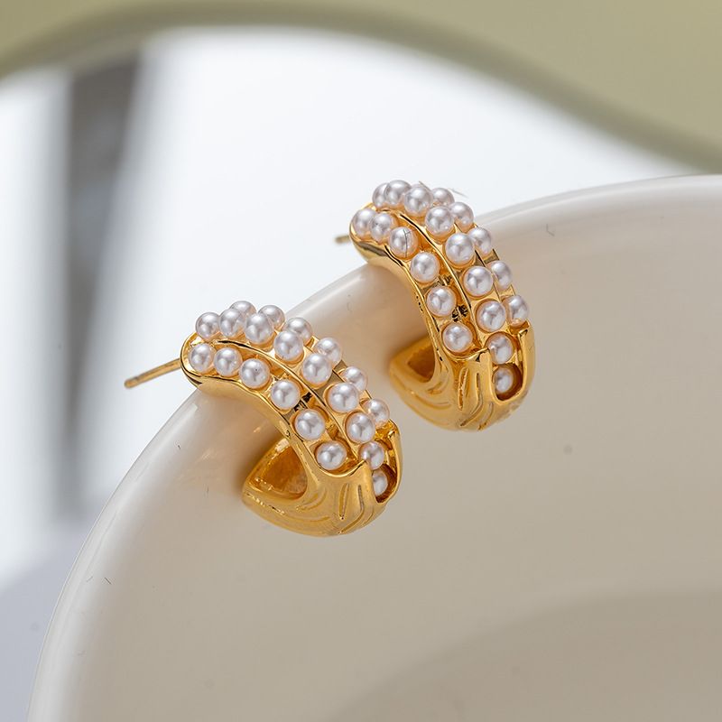 ZJX-169 Pearl Bali – Elegant Korean Style Earrings, Stylish Fashion Jewellery for Women View Gallery - Pakistan