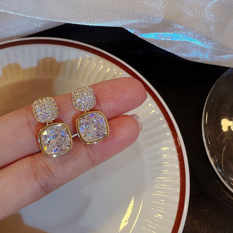 ZJE-163 Korean Zircon Crystal Earrings – Elegant Design, Stylish Fashion Jewellery for Women View Gallery - Pakistan