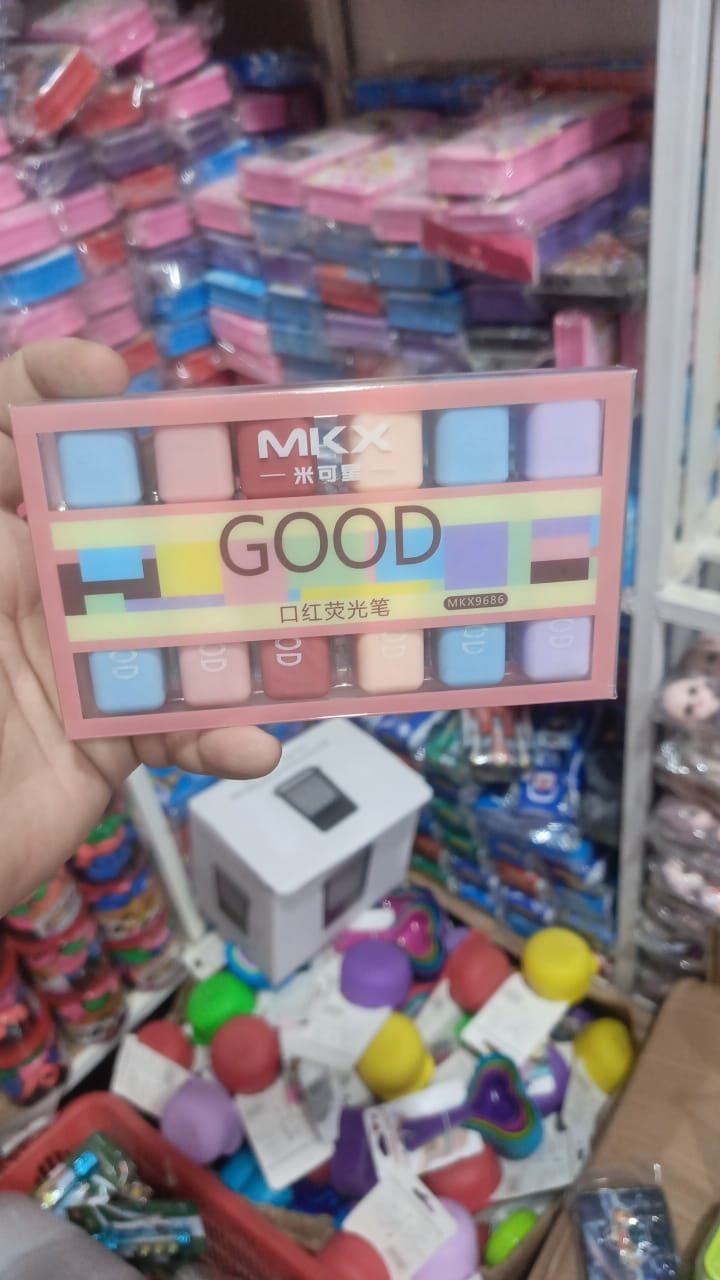 Highlighter Marker Pen Set – 6 Soft Fluorescent Colors, Quick-Dry, No Smudge, Water-Based Ink View Gallery - Pakistan