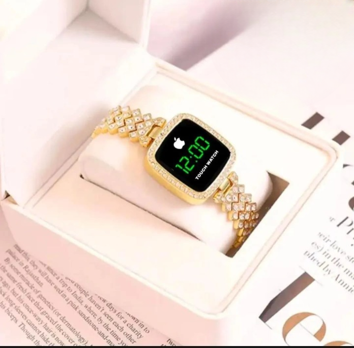 Chic Womens Digital Display Watch With Elegant Bracelet Strap Stylish Design Clear Screen Comfortable Wear Perfect For Daily And Formal Use without box View Gallery - Pakistan