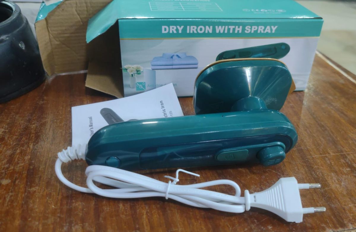 Steam Iron Powerful Performance Smooth Glide Durable Build Easy Operation Reliable Daily Use View Gallery - Pakistan