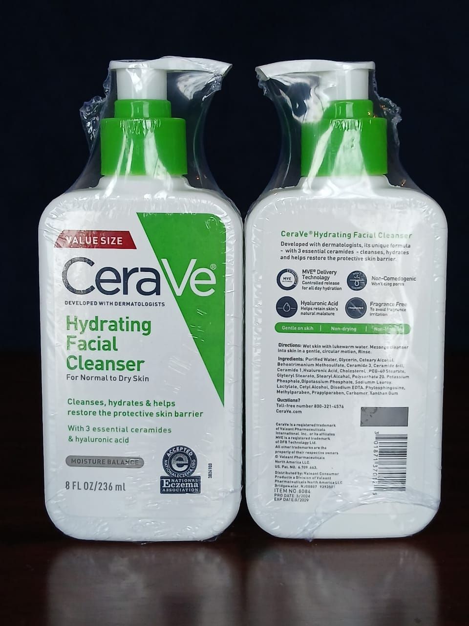CeraVe Hydrating Facial Cleanser – 8 fl oz (236 ml) | Gentle Face & Body Wash for Normal to Dry Skin View Gallery - Pakistan