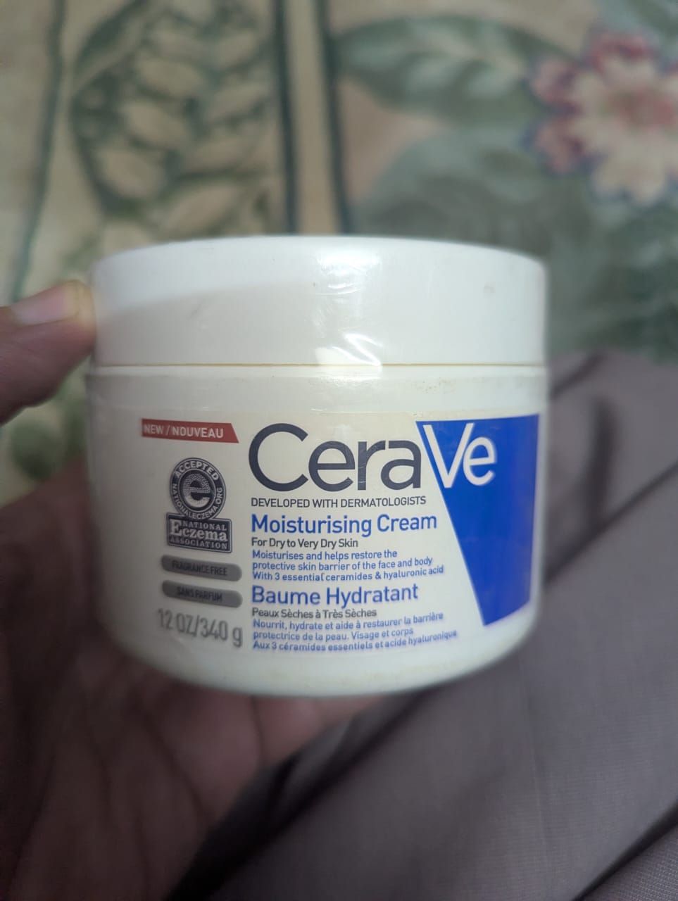 CeraVe Moisturizing Cream | Face & Body Hydration for Dry to Very Dry Skin | With Ceramides & Hyaluronic Acid – 24-Hour Moisture View Gallery - Pakistan
