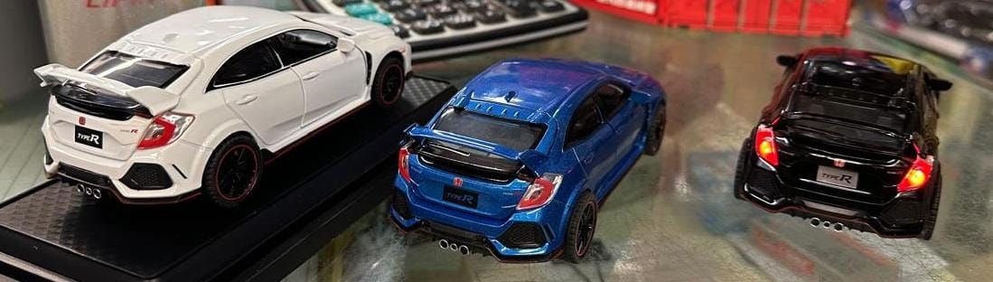 Honda Civic Type-R Racer Die-Cast Model Car | 6-Inch Alloy Toy Car with Sensor Touch (Random Color) View Gallery - Pakistan