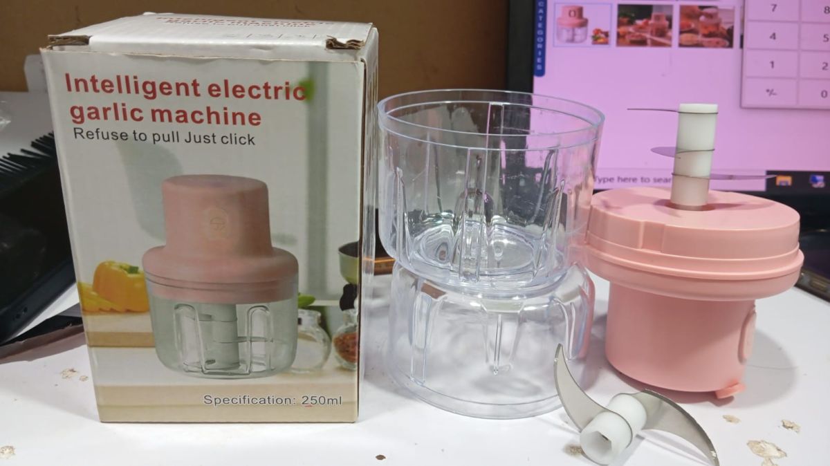 Intelligent Garlic Machine | Electric Garlic Chopper & Grinder | Smart Mini Food Processor for Quick Garlic & Spice Prep View Gallery - Pakistan