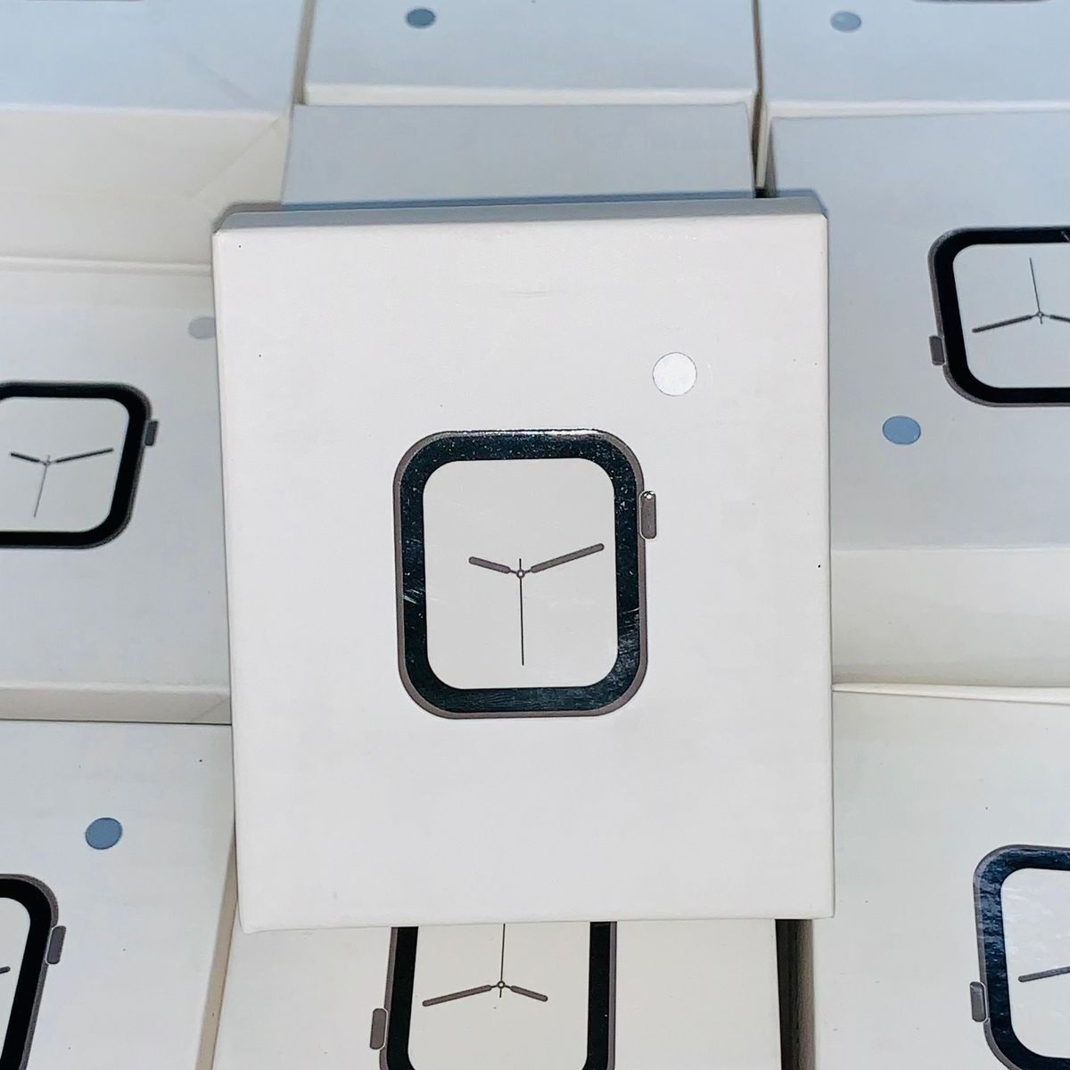 Smart Watch With Stylish Display | Comfortable Silicone Strap, Adjustable Fit, Modern Design For Everyday Wear View Gallery - Pakistan