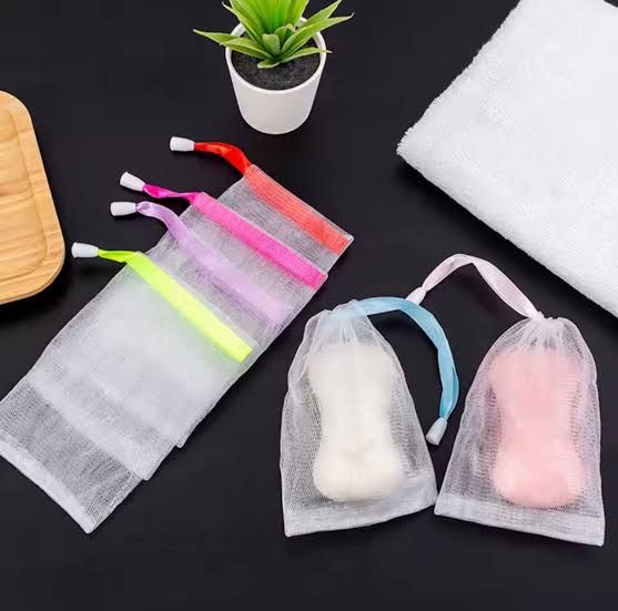 Soap Drain Net Pouch For Easy Lather, Quick Drying And Long-Lasting Soap Use | Reusable Mesh Soap Saver Bag For Bathroom (Random Color)