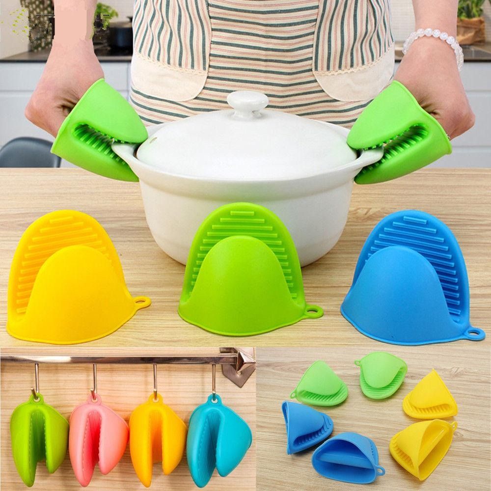 Silicone Heat Resistant Glove Clip – Non-Slip Insulation Pot &amp; Bowl Holder, Cooking and Baking Oven Mitt (1 Pc, Random Color)