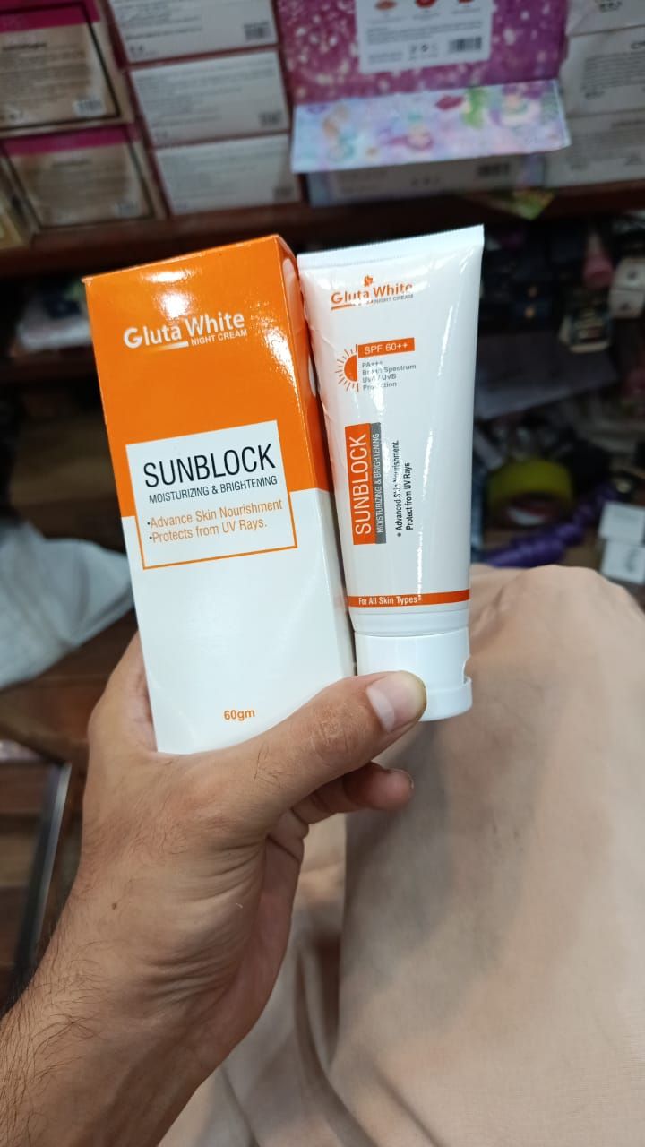 GlutaWhite Skin Brightening Sunblock SPF60 – Advanced UVA/UVB Protection, Oil-Free &amp; Long-Lasting Moisture (60gm) View Gallery - Pakistan