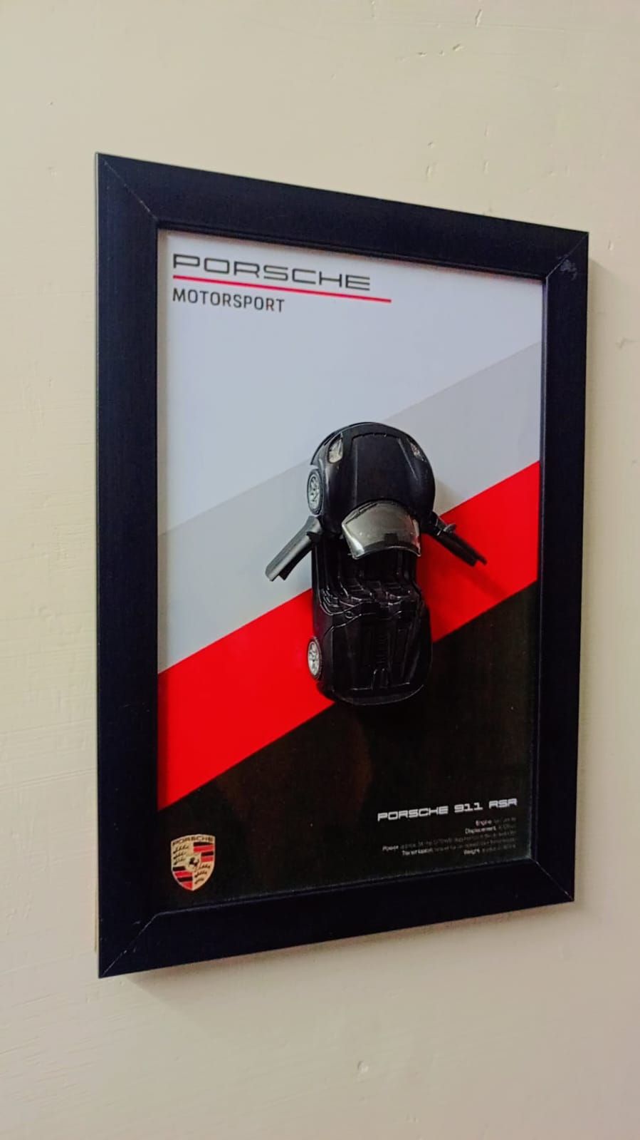 Metallic Car Wall Frame - Modern Home Decor Art