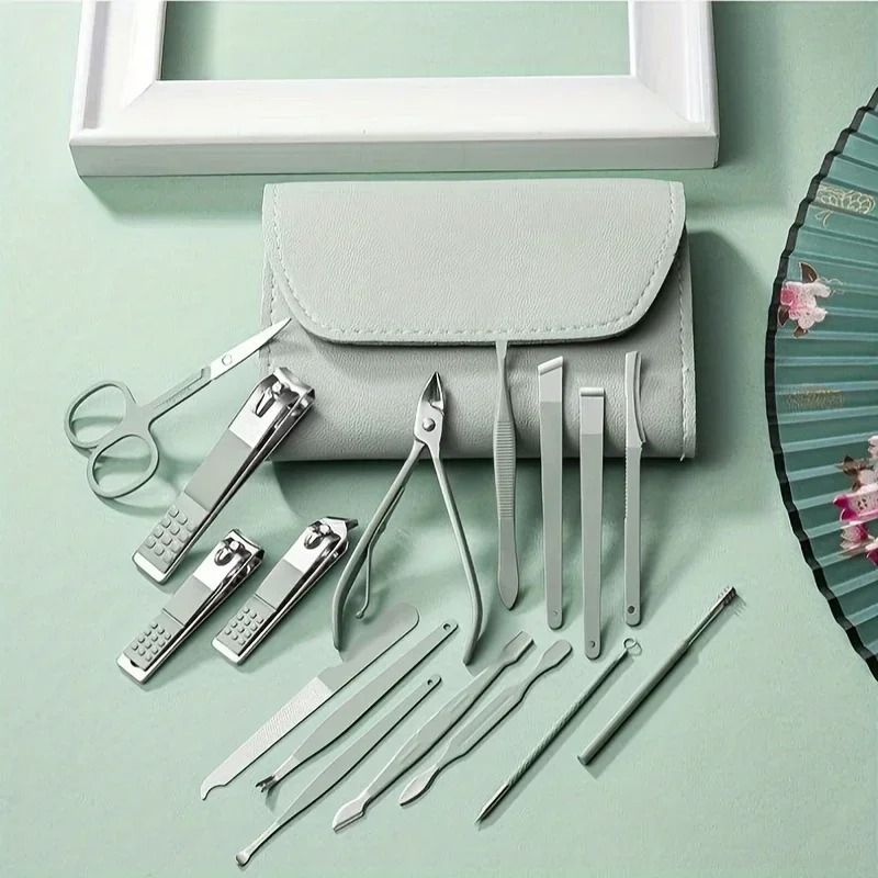 16pcs Professional Manicure &amp;amp; Pedicure Set – Nail Clippers, Cuticle Nippers &amp;amp; Grooming Tools with Travel Case (Random color)