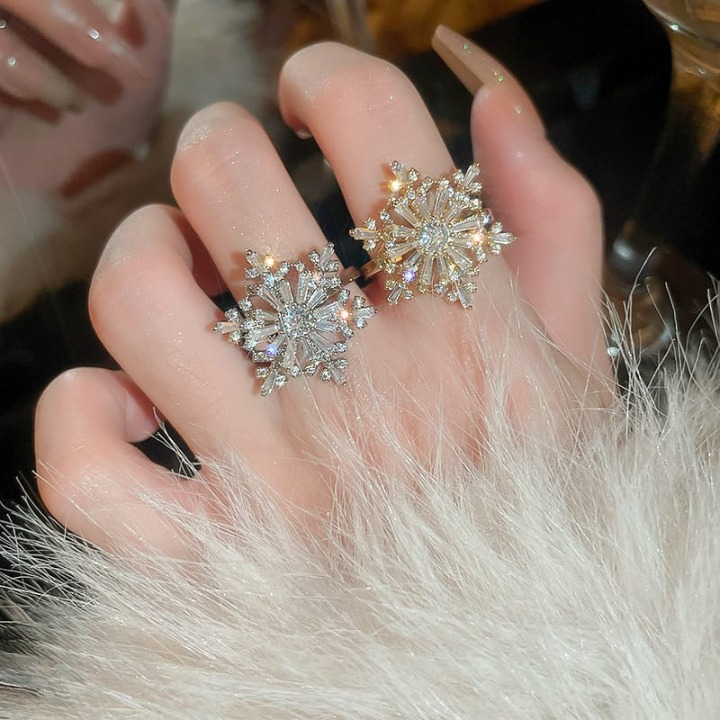 Sparkling Flower Rotating Ring – Adjustable Elegant Spinning Ring for Women &amp;amp; Girls, Fashion Jewelry (QUJ-109 )