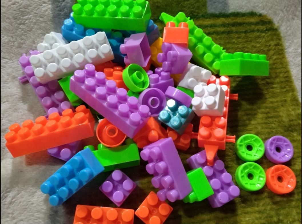 Building Blocks Toy Pack for Kids – 72 Pieces Multicolor Educational Blocks, 1 x 1 Size, Durable PVC Material - Game For Kids View Gallery - Pakistan