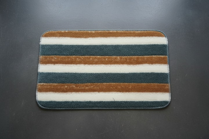 Versatile Absorbent Mat – 25"x16" Ultra-Soft Microfiber Quick-Dry Mat with Non-Slip Backing for Bathroom, Kitchen, and Living Spaces ( Random Design) View Gallery - Pakistan