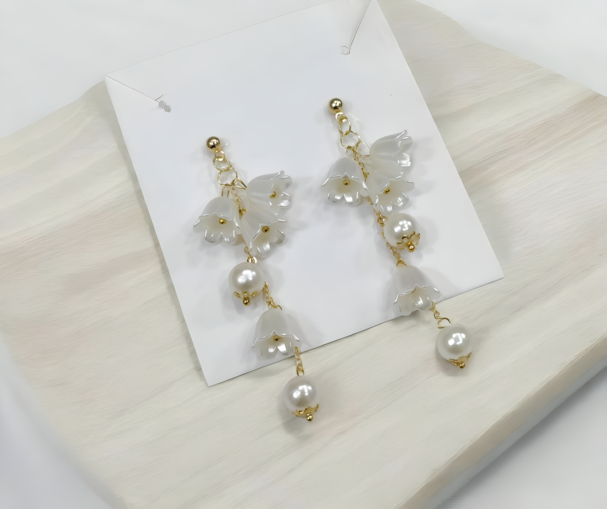 Pearl Korean Flower Earrings for Women – Elegant White Floral Design with Classic Pearl Detailing | Stylish Fashion Jewelry for Parties, Weddings, and Daily Wear | AWJ-998 View Gallery - Pakistan