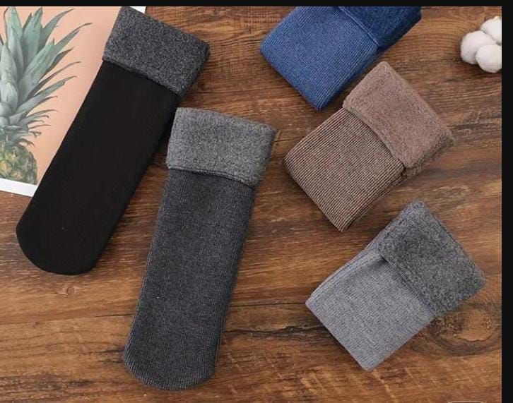 Pack of 1 Pair Unisex Ankle Socks – Warm, Cozy &amp; Comfortable Textured Design | Soft Polyester, All-Day Wear, Multiple Colors View Gallery - Pakistan