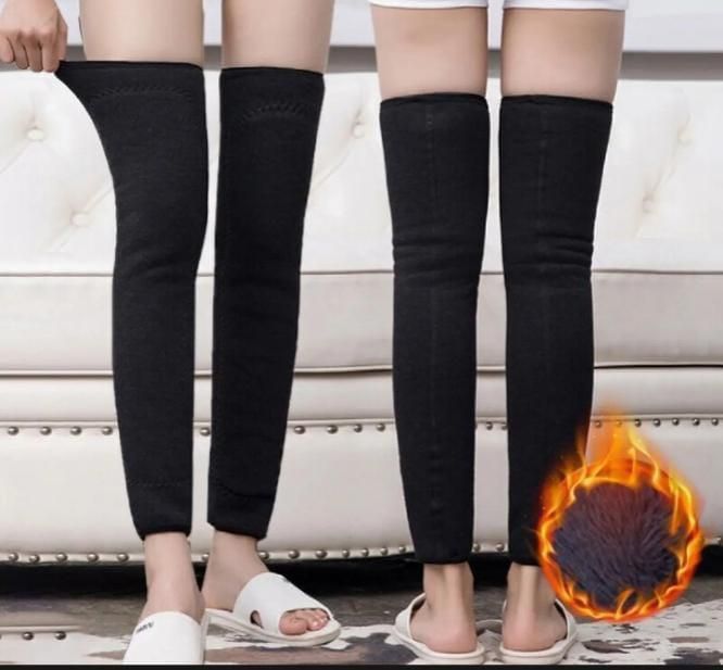 Unisex Wool Knee Length Leg Warmers – Plain Black, Comfortable &amp; Stylish Winter Wear, Easy to Wear &amp; Wash, Formal Outfit Accessory, (1 Pair) View Gallery - Pakistan