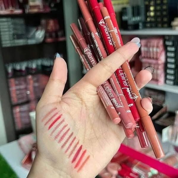 Flormar Perfect Lipliner – Long-Lasting &amp; Intense Color | Smooth Application | Pack of 12 Shades View Gallery - Pakistan
