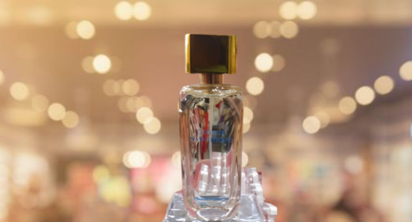 100 ml Le Fleur Narcotique Eau De Parfum –  Unisex Fragrance with Floral, Fruity &amp;  100 ml View Gallery - Pakistan