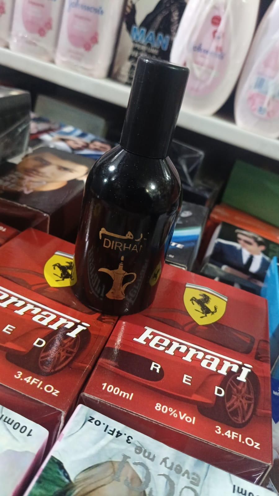 Unisex Long-Lasting Golden Liquid Perfume – 3 to 4 Hour Fragrance, Elegant Scent for Daily Use View Gallery - Pakistan