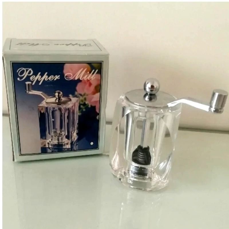Saffron Grinder Simple | Portable Pepper Mill | Best Quality Pepper &amp; Saffron Grinder - Portable Grinder  View Gallery - Pakistan