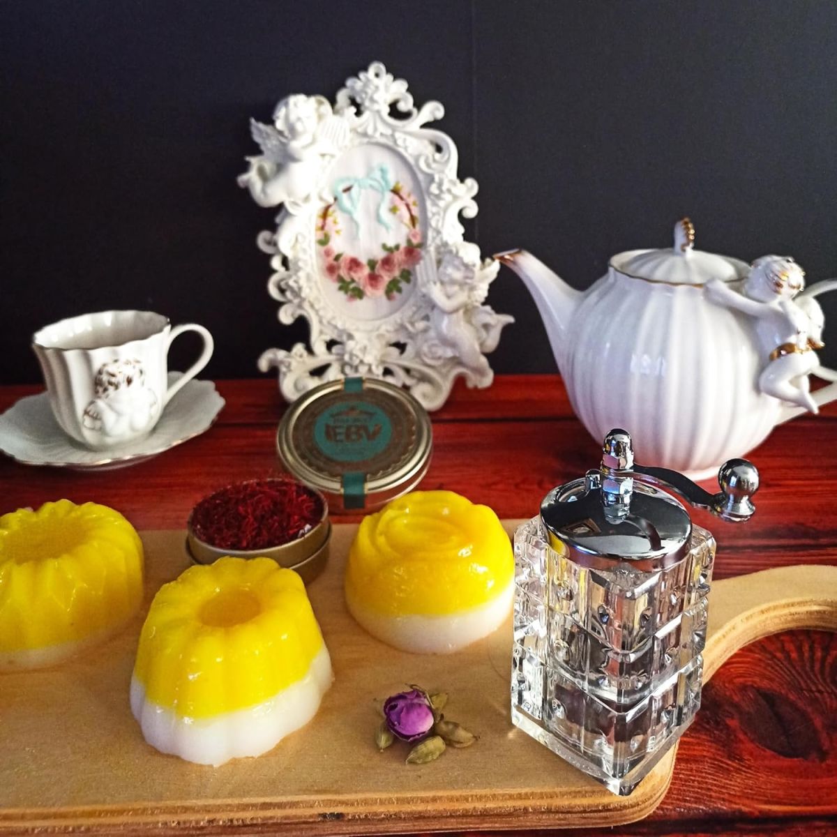 Saffron Grinder Simple | Portable Pepper Mill | Best Quality Pepper &amp; Saffron Grinder - Portable Grinder  View Gallery - Pakistan