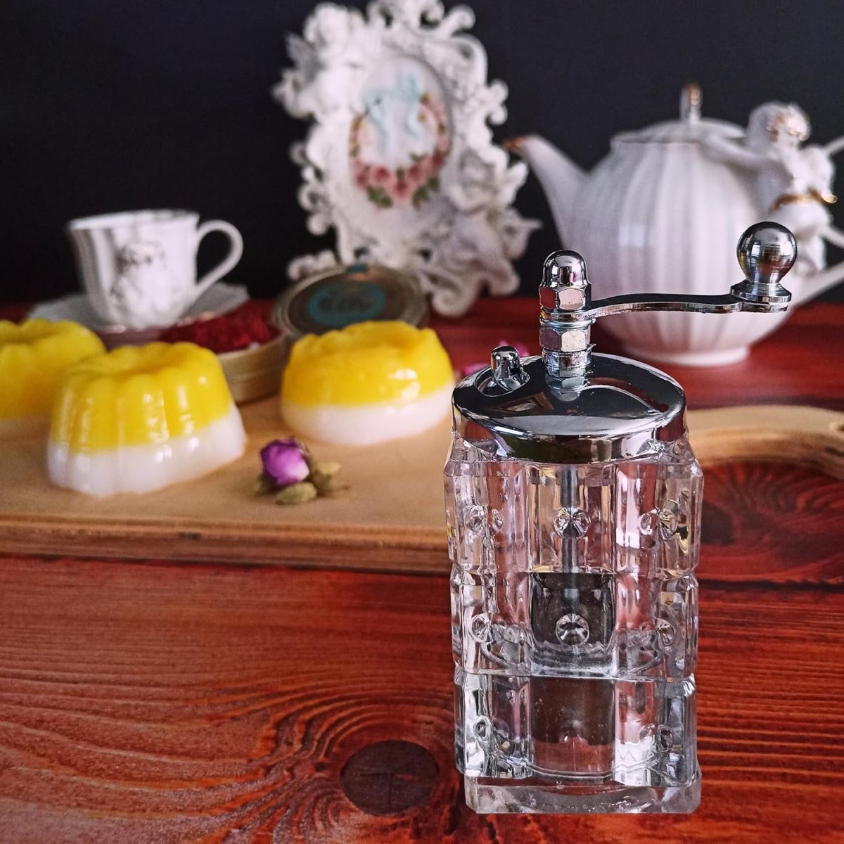 Saffron Grinder Simple | Portable Pepper Mill | Best Quality Pepper &amp; Saffron Grinder - Portable Grinder  View Gallery - Pakistan