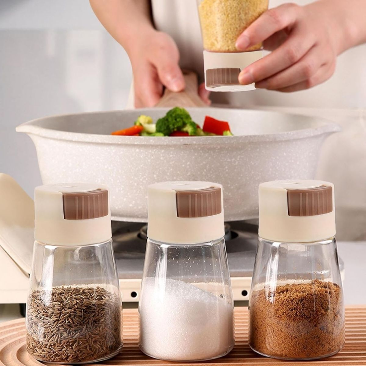 Measurable Control Spice Bottle –Spice Jar with Press Control Cap | Kitchen Sealed Quantitative Spice Dispenser | Spice jar (Random Color) View Gallery - Pakistan