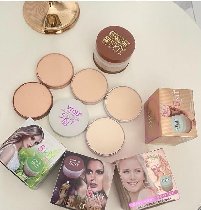 Pack Of 01 - 5 in 1 | Multi-Shade Face Powder Palette with Mirror | Compact Makeup Kit for All Skin Tones | Natural Finish &amp; Easy Blending View Gallery - Pakistan