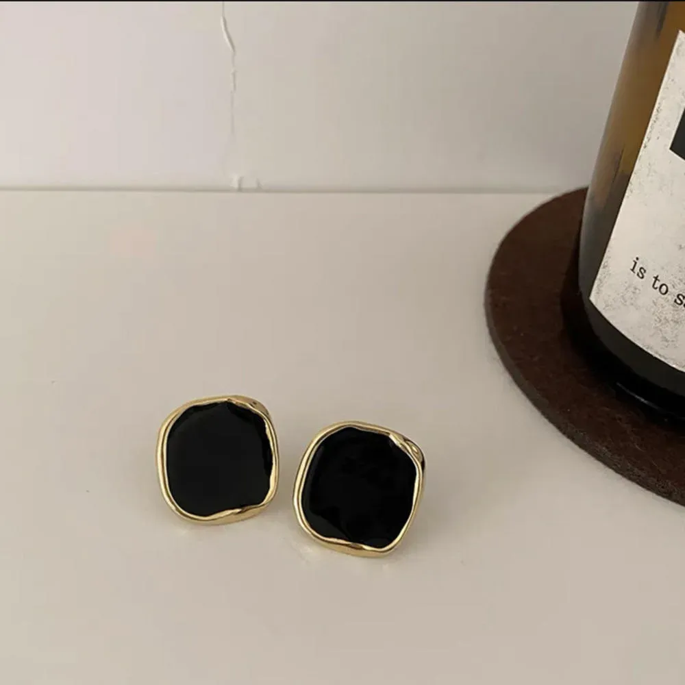 French Square Earrings Elegant Metallic Personalized Irregular Square Earrings Vintage Geometric Studs for Party Gifts Women's Accessories Stylish View Gallery - Pakistan